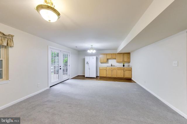 6210 FOREST GROVE DR, Fredericksburg, VA 22407