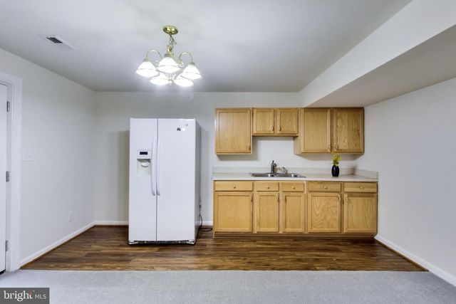 6210 FOREST GROVE DR, Fredericksburg, VA 22407