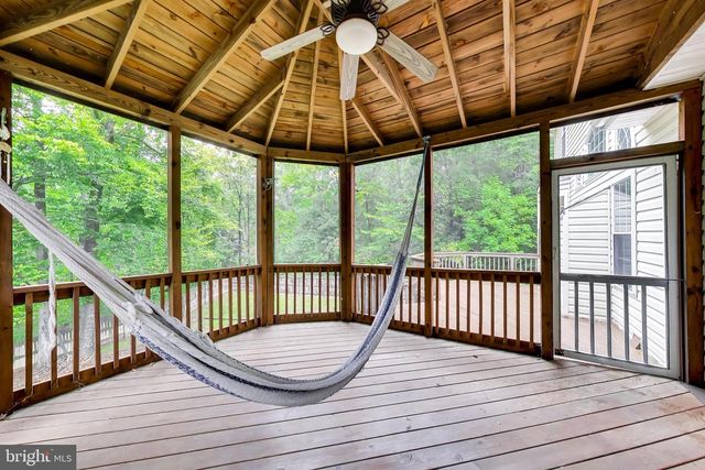 6210 FOREST GROVE DR, Fredericksburg, VA 22407