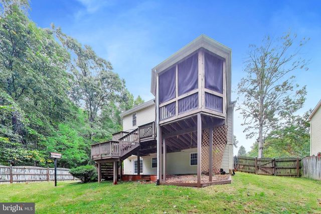 6210 FOREST GROVE DR, Fredericksburg, VA 22407
