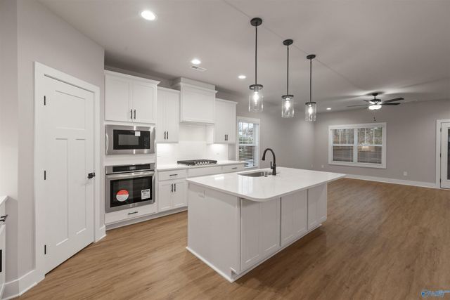 1522 Calistoga Circle, Huntsville, AL 35811