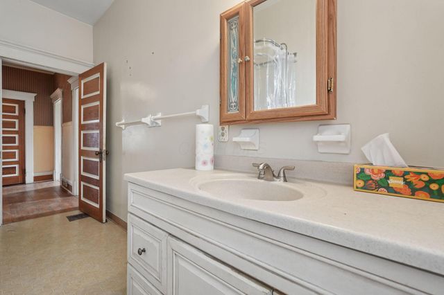 63 Latta Avenue, Columbus, OH 43205