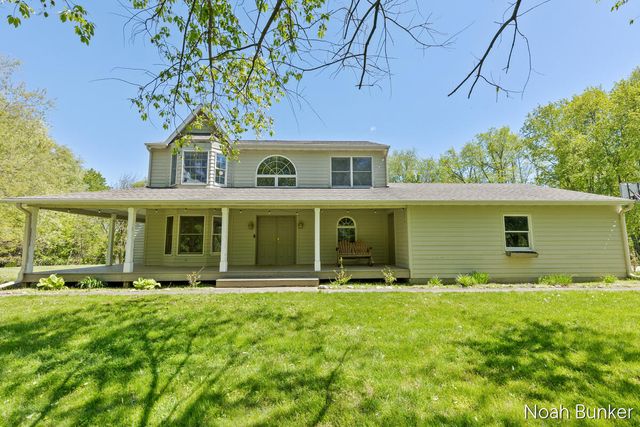 4689 8th Street, Caledonia, MI 49316