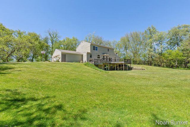 4689 8th Street, Caledonia, MI 49316