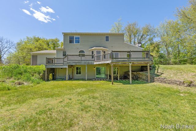 4689 8th Street, Caledonia, MI 49316