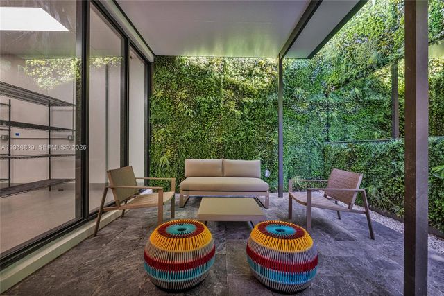 5955 NE 2nd Ave, Miami, FL 33137