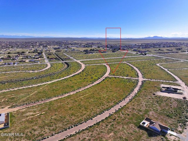 8195 Bolden Drive, California City, CA 93505