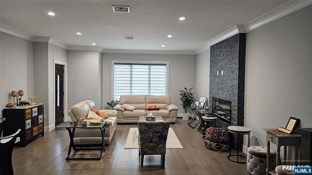 235 5th Street A, Palisades Park, NJ 07650