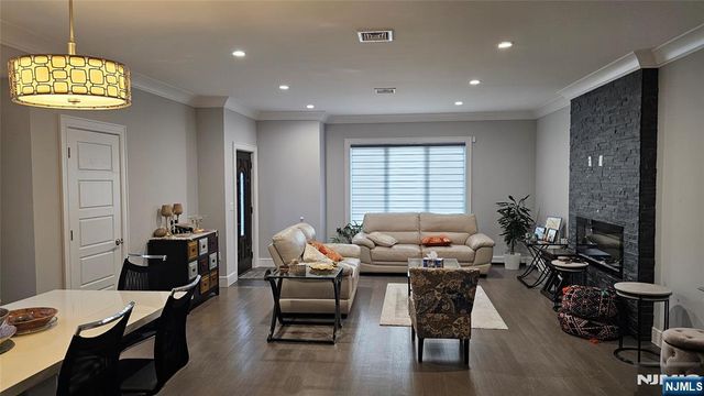 235 5th Street A, Palisades Park, NJ 07650