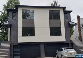 235 5th Street A, Palisades Park, NJ 07650
