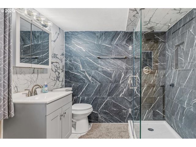 11126 Se BOISE St, Portland, OR 97266