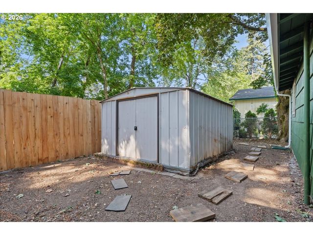 11126 Se BOISE St, Portland, OR 97266