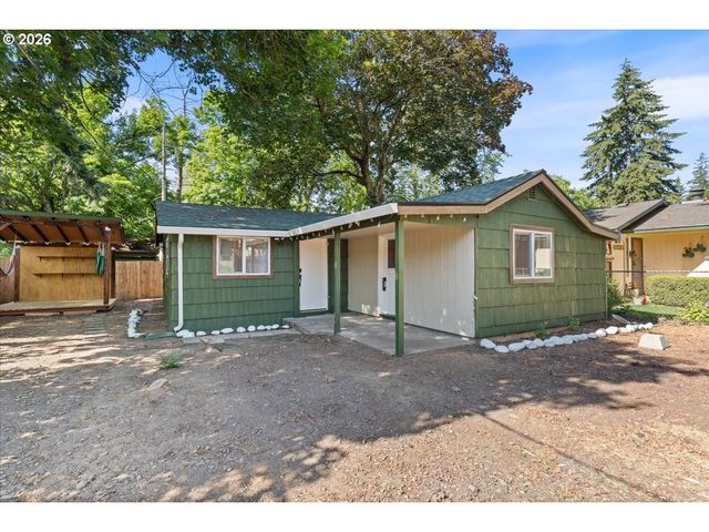 11126 Se BOISE St, Portland, OR 97266
