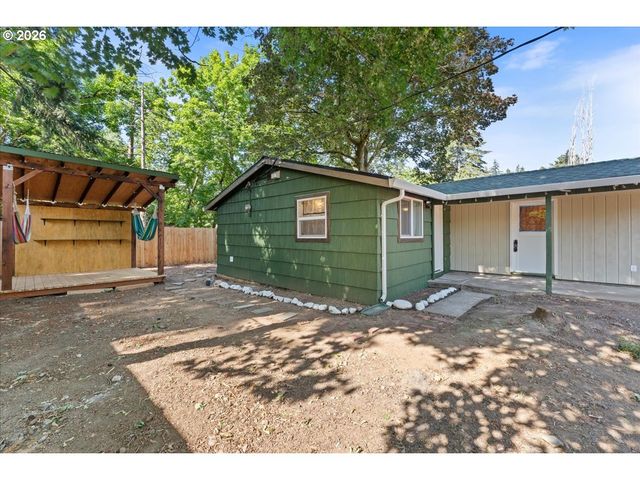 11126 Se BOISE St, Portland, OR 97266