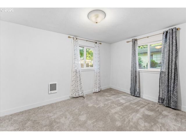 11126 Se BOISE St, Portland, OR 97266