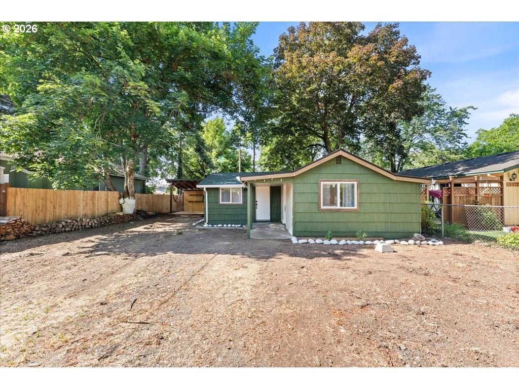 11126 Se BOISE St, Portland, OR 97266