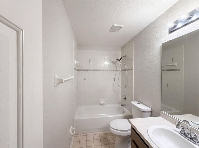 17956 SW 25TH AVENUE ROAD, Ocala, FL 34473