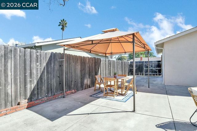 1475 Bassett Dr, Concord, CA 94521