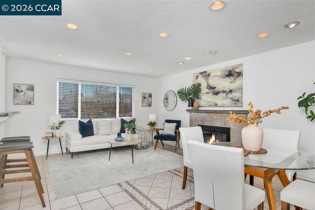 1475 Bassett Dr, Concord, CA 94521