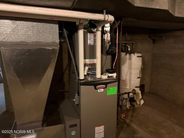 305 W 1st Street, Defiance, OH 43512