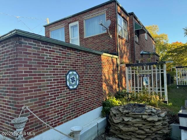 305 W 1st Street, Defiance, OH 43512