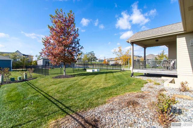 10908 S 175th Avenue, Omaha, NE 68136