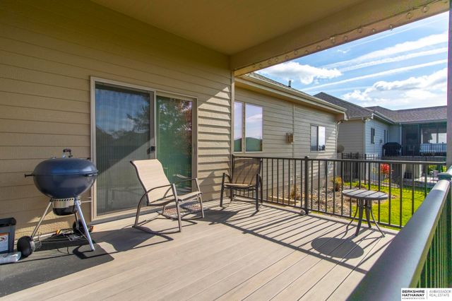 10908 S 175th Avenue, Omaha, NE 68136