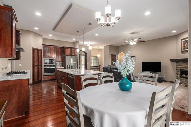 10908 S 175th Avenue, Omaha, NE 68136