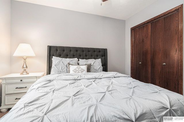 10908 S 175th Avenue, Omaha, NE 68136