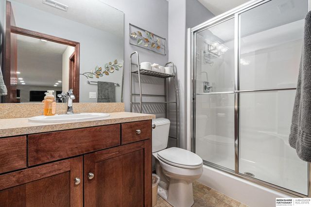 10908 S 175th Avenue, Omaha, NE 68136