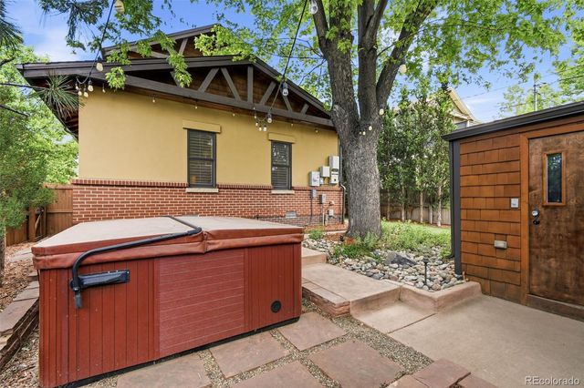 1101 S York Street, Denver, CO 80210