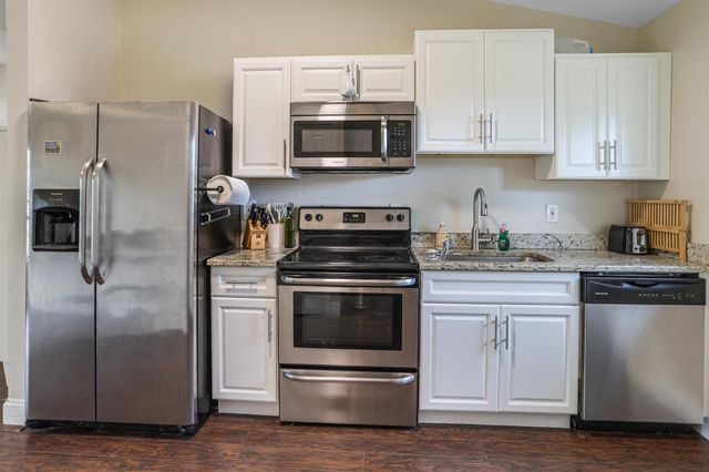 17563 67th Court N, The Acreage, FL 33470