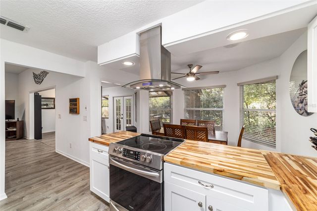 19040 SW 91ST LANE, Dunnellon, FL 34432