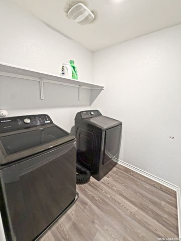 2427 Bart Cv, San Antonio, TX 78244