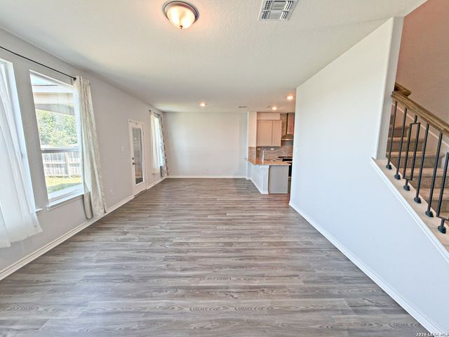 2427 Bart Cv, San Antonio, TX 78244
