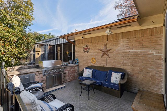 5505 Ledgestone Drive, Dallas, TX 75214