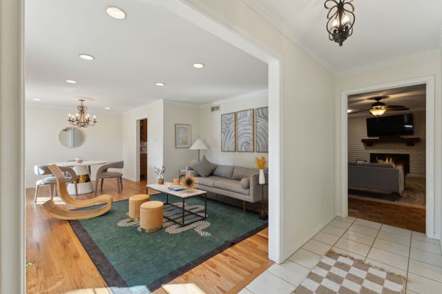 5505 Ledgestone Drive, Dallas, TX 75214