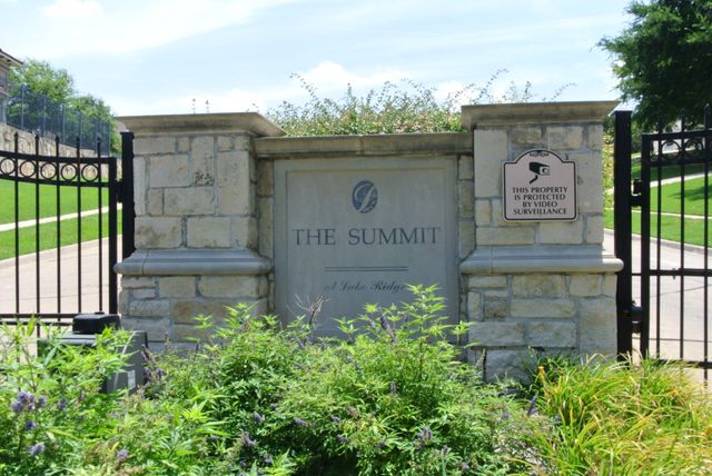 2024 Blue Ridge Drive, Cedar Hill, TX 75104