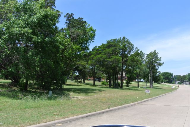 2024 Blue Ridge Drive, Cedar Hill, TX 75104