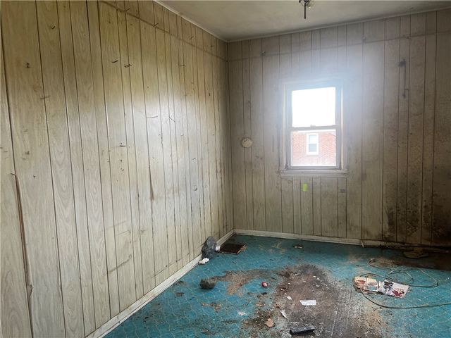 1227 Porter St, Conway, PA 15027