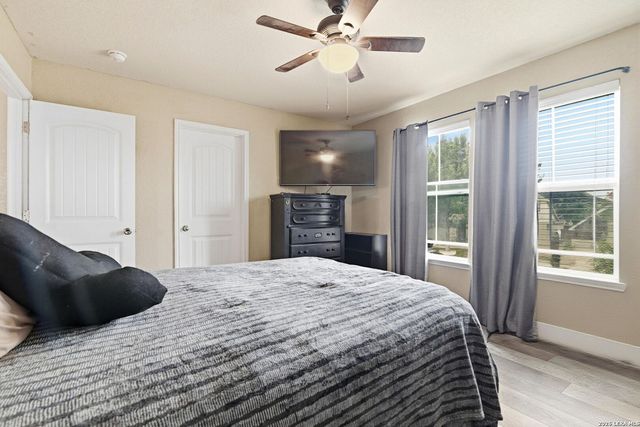 10232 COLONEL RDG, Schertz, TX 78154
