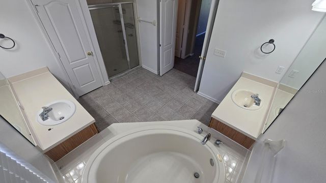 25837 RISEN STAR DRIVE, Wesley Chapel, FL 33544