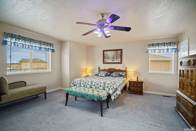 902 ROMSEY CT, North Salt Lake, UT 84054