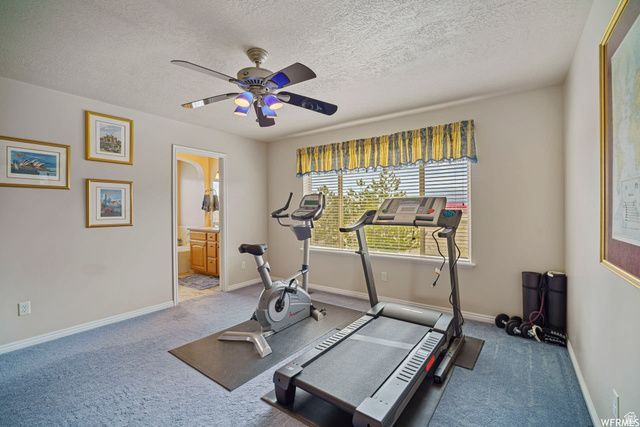 902 ROMSEY CT, North Salt Lake, UT 84054