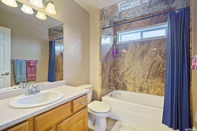 902 ROMSEY CT, North Salt Lake, UT 84054
