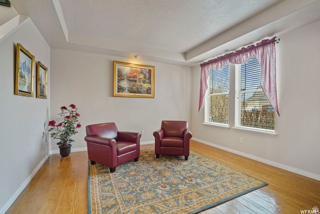 902 ROMSEY CT, North Salt Lake, UT 84054