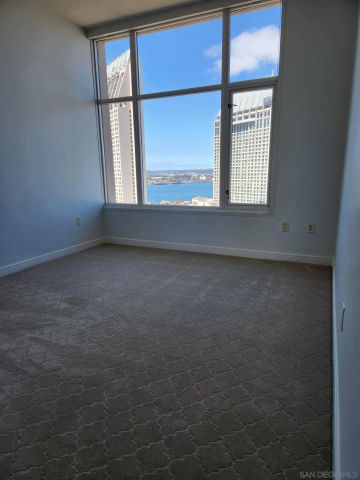550 Front St. 1706, San Diego, CA 92101