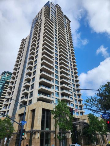 550 Front St. 1706, San Diego, CA 92101