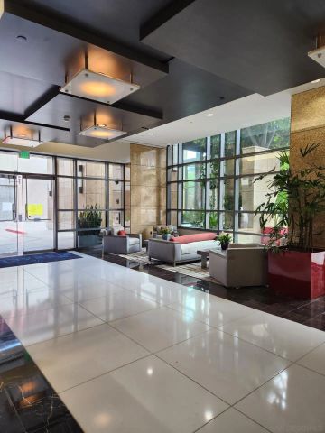 550 Front St. 1706, San Diego, CA 92101