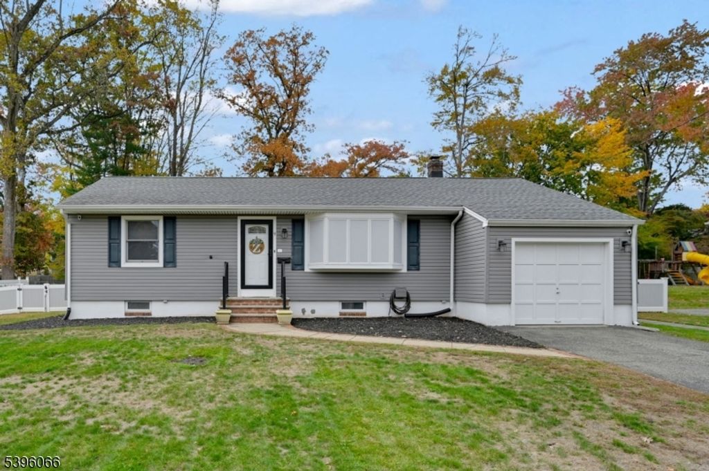 9 Craydon St, Parsippany-troy Hills Twp., NJ 07950